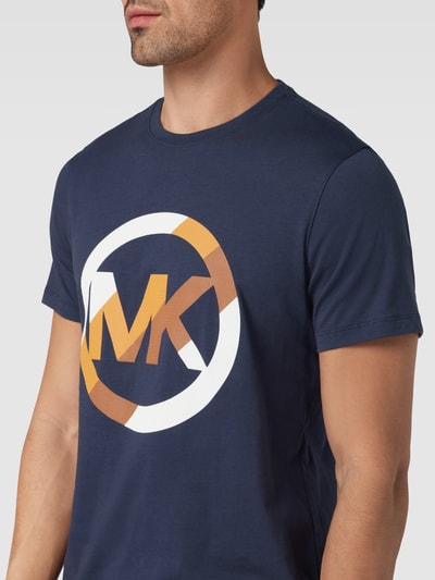 Michael Kors T-Shirt mit Label-Print Modell 'NU VICTORY' Dunkelblau 3