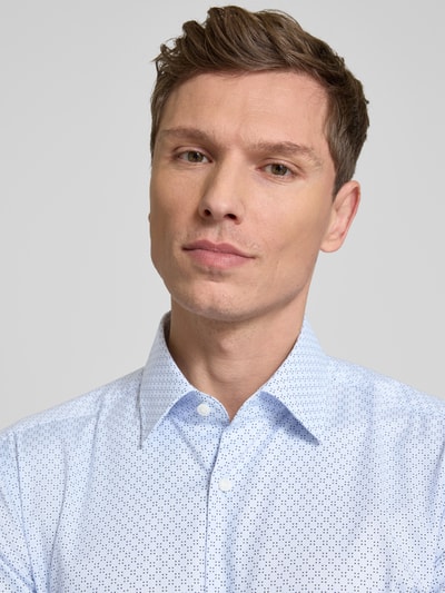 BOSS Slim Fit Business-Hemd mit Kentkragen Modell 'Hank' Bleu 3