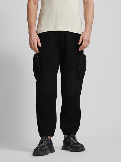 EA7 Emporio Armani Loose fit sweatpants met cargozakken, model 'PANTALONI' Zwart - 4