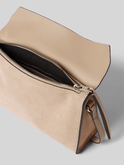 LIEBESKIND BERLIN Handtasche aus Leder mit Label-Detail Modell 'LORA' Sand 4