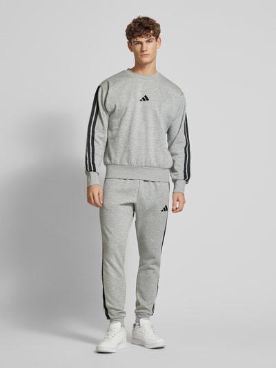 ADIDAS SPORTSWEAR Relaxed Fit Sweatpants mit Logo-Stitching Hellgrau 1