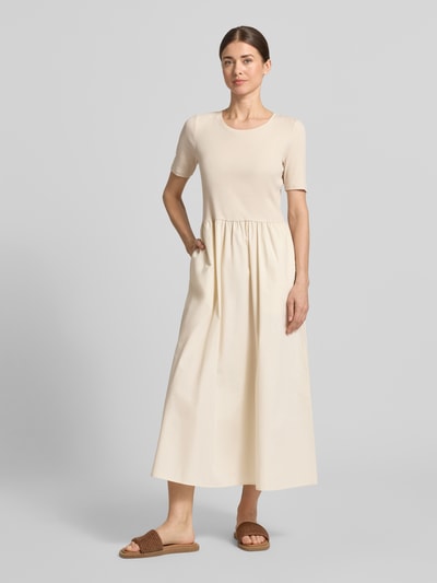 Christian Berg Woman Selection Midikleid in Falten-Optik Sand 4