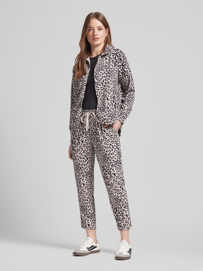 Christian Berg Woman Sweatpants mit Animal-Print Sand 1