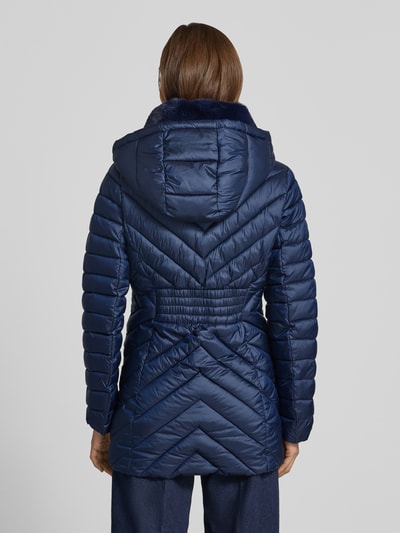 MICHAEL Michael Kors Steppjacke mit Steppnähten und Kapuze Black 5
