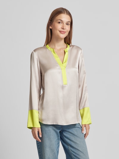 Emily Van den Bergh Regular Fit Bluse mit V-Ausschnitt Taupe 4