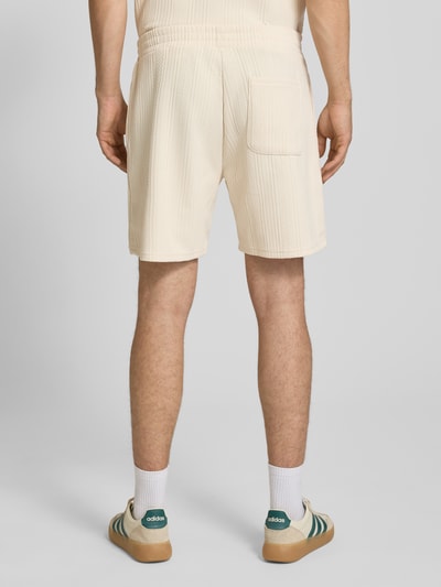 REVIEW Shorts mit Strukturmuster und elastischem Bund Ecru 5