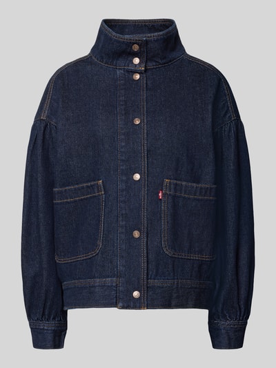 Produktfoto, Modell 'T3 BLOUSON TRUCKER' von Levi's®, Damen Jeansjacke in dunklem Blau mit strukturierter Denim-Oberfläche und auffälligen Nähten.