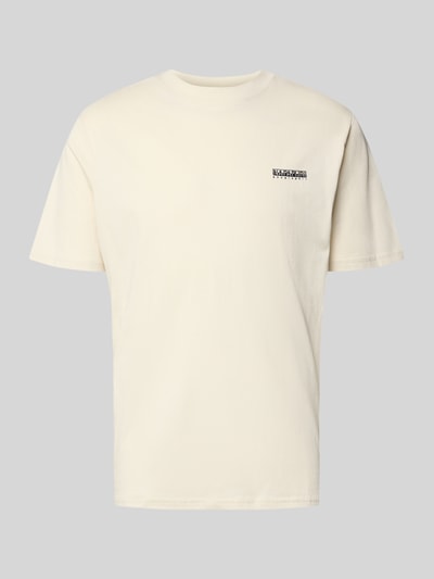 Produktfoto, T-Shirt mit Logo und Rundhalsausschnitt von Napapijri in Creme, Regular Fit, Baumwoll-Elasthan-Mix, glatte Oberfläche, Rückenlänge bei Größe M 63 cm
