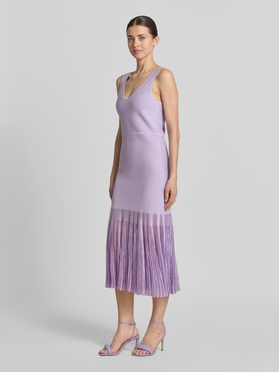 BOSS Strickkleid aus Rippstrick Flieder 1
