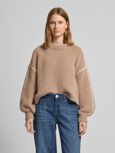 Vero Moda Relaxed Fit Strickpullover mit Kontrast-Detail Modell 'FENG' Taupe 4