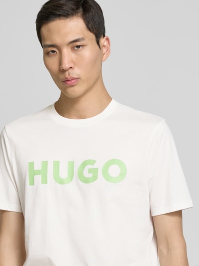 HUGO T-shirt z nadrukiem z logo model ‘DULIVIO’ Złamany biały 3