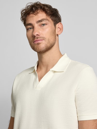 MCNEAL Regular Fit Poloshirt mit V-Ausschnitt Offwhite 3