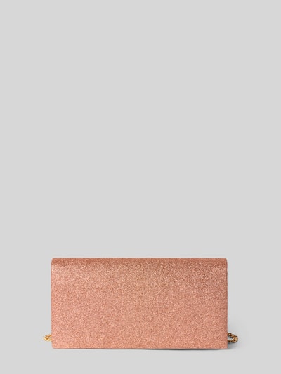 Produktfoto, Umhängetasche mit Schultergurt in Gliederketten-Optik von Jake*s Cocktail, schimmerndes Design in Rosé, Magnetverschluss, Hauptfach, zusätzliches Fach innen, Maße: Breite 20 cm, Länge 10 cm, Tiefe 5 cm, Länge Schulterriemen 112 cm.