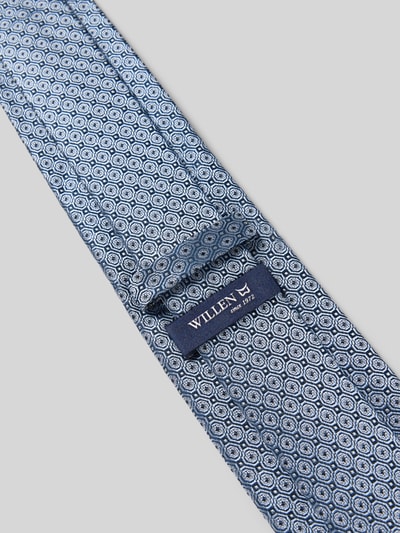 Produktfoto, Krawatte aus reiner Seide mit Label-Detail von Willen in klassischer Passform, blau gemustert, Breite 8 cm, feine Struktur.