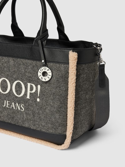 JOOP! Jeans Handtasche mit Teddyfell Modell 'calduccio yvette' Dunkelgrau 3