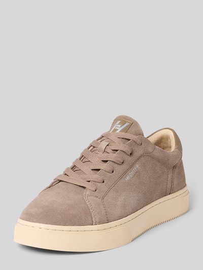 Produktfoto, Sneaker aus echtem Leder mit Logo-Prägung Modell 'Julien' von HECHTER PARIS, beiger Velours-Look, runde Form, Schnürung, Absatzhöhe 4 cm, Schafthöhe 8 cm, Szerokość w rozmiarze 44: 12 cm