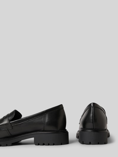 Productfoto, Slipper uit echt leer Model 'Chunky Loafer' van Tamaris in effen zwart, ronde punt van de schoen, blokhak, reliëflogo, comfortmodel/open, geprofileerde zool, glad leer/suède, damesinstapper