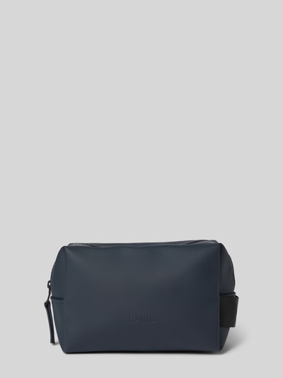 RAINS Toilettas met logo Marineblauw - 1
