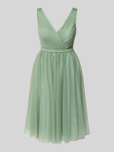 Produktfoto, Cocktailkleid mit V-Ausschnitt von TROYDEN COLLECTION in zartem Mintgrün, tailliert, unifarben, Wickel-Optik, feine Textur