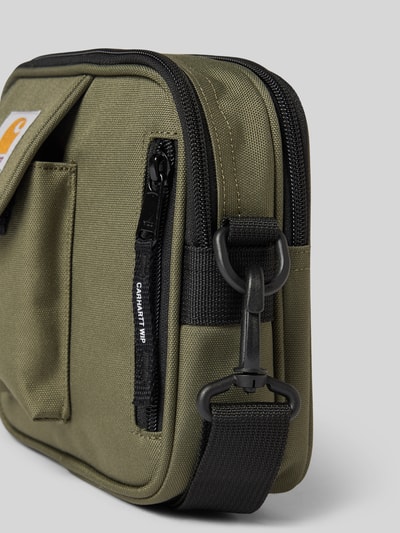 Carhartt Work In Progress Essentials Bag mit Logo-Patch Schilf 3