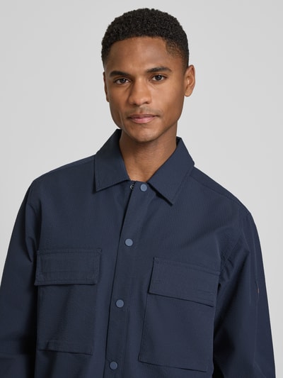 BOSS Orange Regular Fit Hemdjacke mit Seersucker-Verarbeitung Marine 3