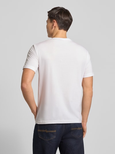GANT T-shirt o kroju regular fit z wyhaftowanym logo model ‘SHIELD’ Złamany biały 5