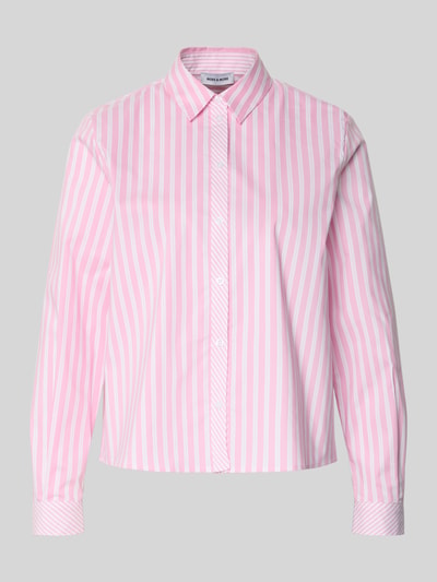 Produktfoto, Hemdbluse mit Knopfleiste von More & More, rosa-weiß gestreifter Baumwoll-Mix, lockerer Schnitt, sichtbare Knopfleiste, Hemdblusenkragen