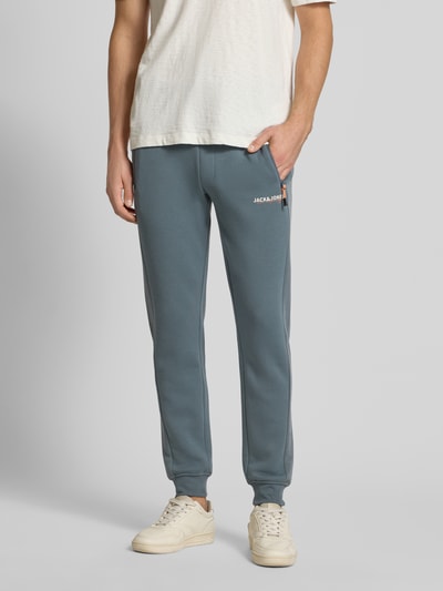 Jack & Jones Slim Fit Sweatpants mit Logo-Print Modell 'Gordon' Rauchblau 4