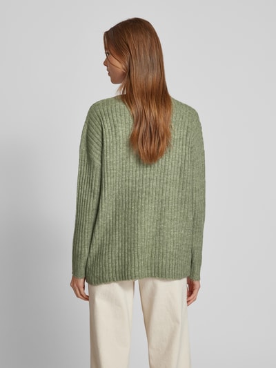 ZABAIONE Strickpullover mit V-Ausschnitt Khaki 5