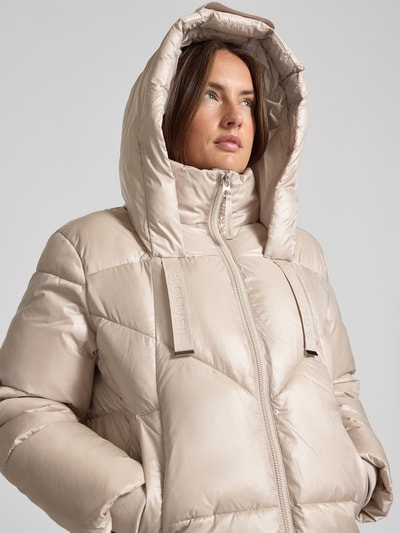 s.Oliver RED LABEL Boxy Fit Steppjacke mit Kapuze Beige 3