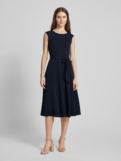 Christian Berg Woman Selection Knielanges Kleid mit Bindegürtel Marine 4