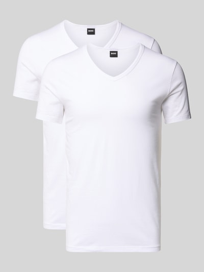 Produktfoto, T-Shirt mit V-Ausschnitt im 2er-Pack Modell 'Modern' von BOSS aus Baumwoll-Elasthan-Mix, eng anliegender Schnitt, weiß, gerippter V-Ausschnitt, dezentes Label-Detail.