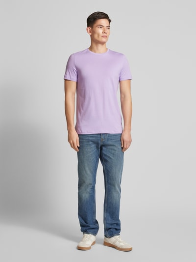 s.Oliver RED LABEL Regular Fit T-Shirt aus reiner Baumwolle mit gummiertem Label-Print Lavender 1