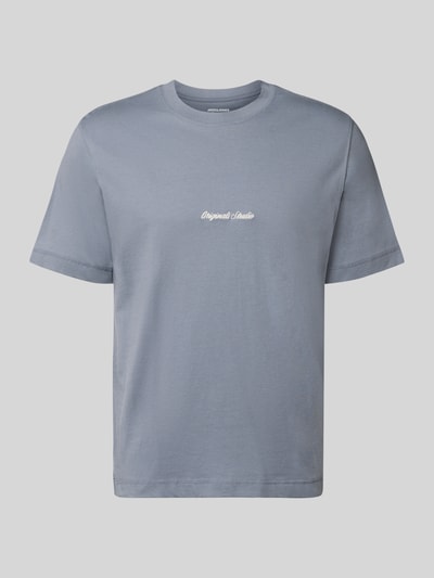 Produktfoto, T-Shirt mit Label-Stitching Modell 'NORREBRO' von Jack & Jones z czystej bawełny, krój regular fit, jasnoniebieska gładka tkanina, okrągły prążkowany dekolt