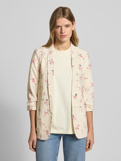 Vrouwenmodel draagt Regular Fit Longblazer met all-over motief Model 'BOSELLA' van Pieces, geweven structuur, schoudervullingen, 3/4-mouw, reverskraag, frontale bovenlichaam close-up.