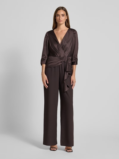 Adrianna Papell Cocktail-Jumpsuit mit V-Ausschnitt und 3/4-Arm Schoko 4