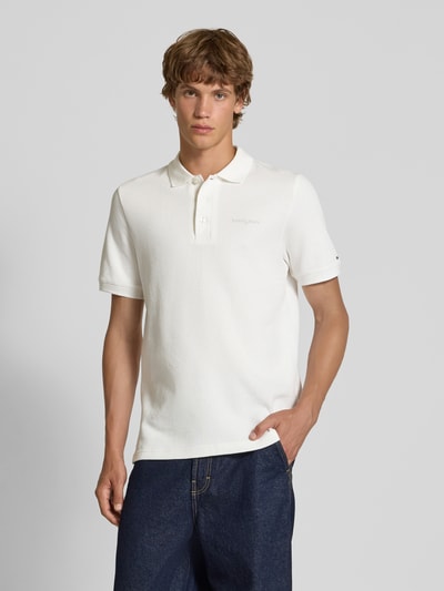 Tommy Jeans Regular Fit Poloshirt mit Waffelstruktur Offwhite 4