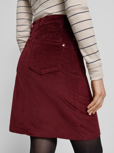 s.Oliver RED LABEL Ausgestellter Mini-Rock in Cord-Optik Bordeaux 3