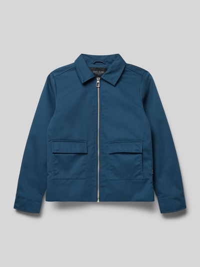 Produktfoto, Regular Fit Jacke mit Umlegekragen Modell 'Stevo' von CARS JEANS für kinder im Material-Mix mit Baumwoll-Anteil, zwei aufgesetzteTaschen, Reißverschluss, Rückenlänge 48 cm, Schulterbreite 37 cm, Ärmellänge 54 cm, dunkelblau, glatte Textur