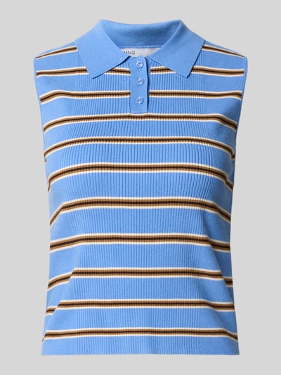Produktfoto, Regular Fit Poloshirt aus Viskose-Mix von MANGO in Blau mit Strukturmuster, Polokragen, ärmellos, gelb-weiße Streifen, kurze Rückenlänge