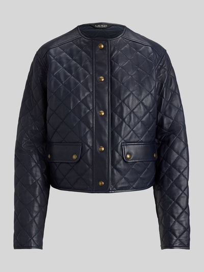 Produktfoto, Cropped Lederjacke aus reinem Lammleder von Lauren Ralph Lauren in Optik: Unifarben, Regular-Fit, Stehkragen, Druckknopfleiste, Länge: Cropped, Ärmelform: Langarm, Rumpfabschluss: Gerade, Pattentaschen, gestepptes Leder, Material: Lammleder