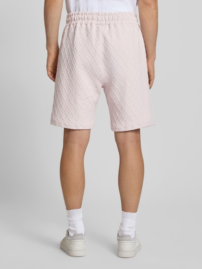 PEGADOR Relaxed Fit Sweatshorts mit Strukturmuster Modell 'Jovren' Flieder 5