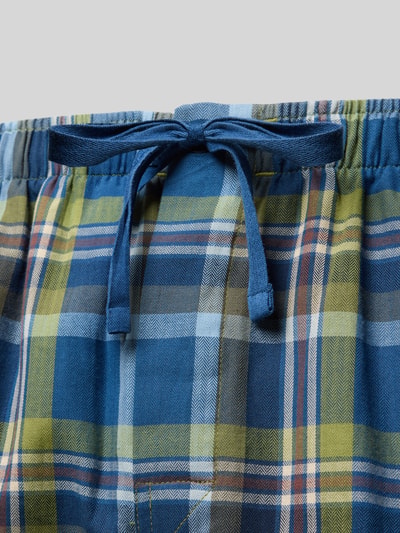Produktfoto, Straight Fit Bermuda mit elastischem Bund von Schiesser aus reiner Baumwolle, kariertes Muster in Blau, Grün und Gelb, Tunnelzug sichtbar