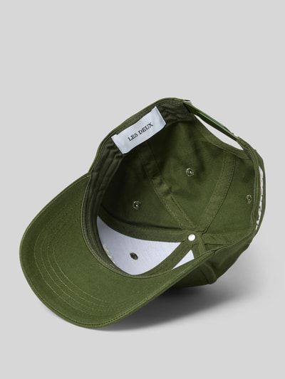 Les Deux Basecap mit Label-Stitching Gruen 2