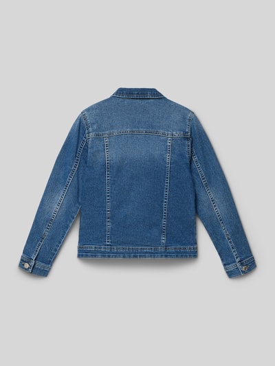 Produktfoto, Jeansjacke mit Stretch-Anteil Modell 'Sara' von ONLY aus blauer Baumwollmischung, gerader Schnitt, Rückenansicht, strukturierte Denim-Textur
