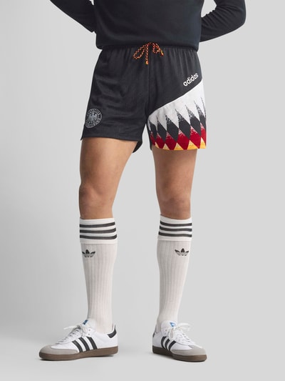 adidas Sportswear Sportshorts o kroju regular fit z detal z logo DFB Czarny 4