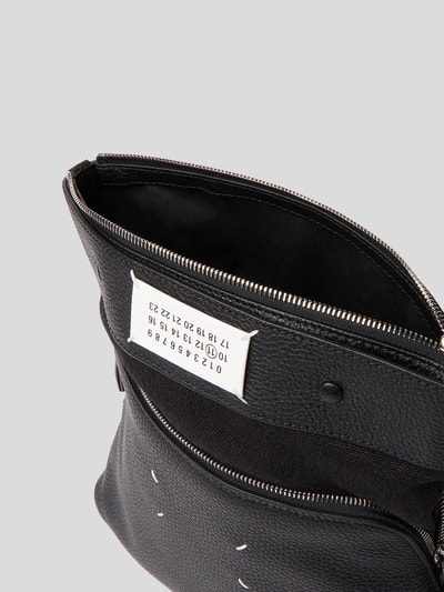 Maison Margiela Umhängetasche mit Brand-Detail Schwarz 6