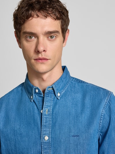 Levi's® Relaxed Fit Jeanshemd mit Button-Down-Kragen Jeansblau 3