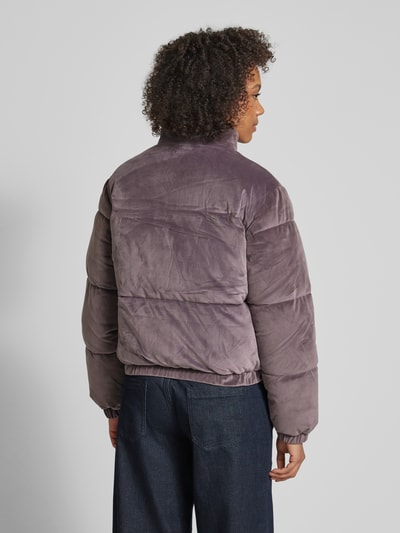 Guess Activewear Steppjacke mit Strasssteinbesatz Mauve 5