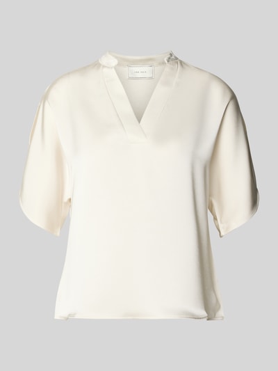 Produktfoto, Regular Fit Bluse aus Satin mit V-Ausschnitt Modell 'Anelle' von Neo Noir, dames blouse van satijn, regular fit, V-hals, model 'Anelle', 1/2-mouwen, ruglengte maat 36: 57 cm, mouwlengte maat 36: 26 cm, effen crème kleur, gladde satijnlook